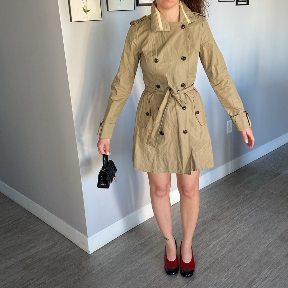 🧥 Banana republic water proof trench coat in color maverick tan - Picture 4 of 10